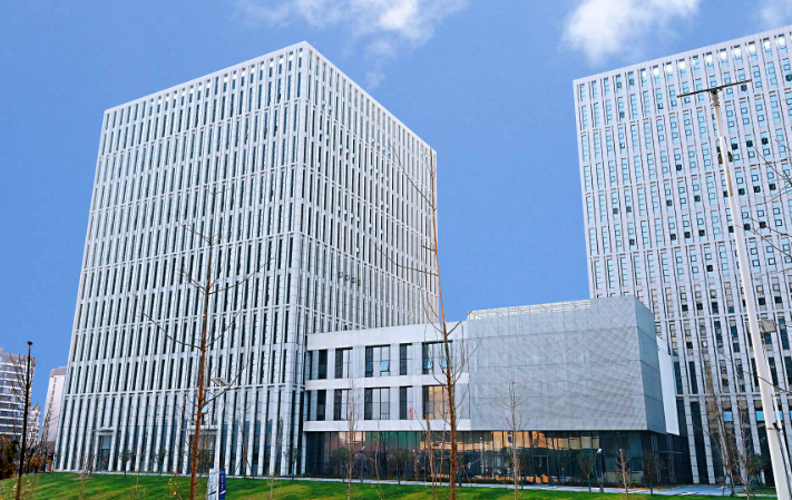 杭州瑞信云科技企业云盘与NAS设备在异地协同办公场景的选型要点